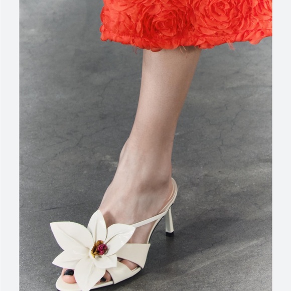 Zara Women's Floral Mules Heels Open Pointed Toe Stilettos. Size 9 - Picture 7 of 7